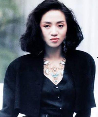 梅艳芳自己爆料病情视频,勇敢面对病魔,无畏人生挑战 第2张 梅艳芳自己爆料病情视频,勇敢面对病魔,无畏人生挑战 第2张